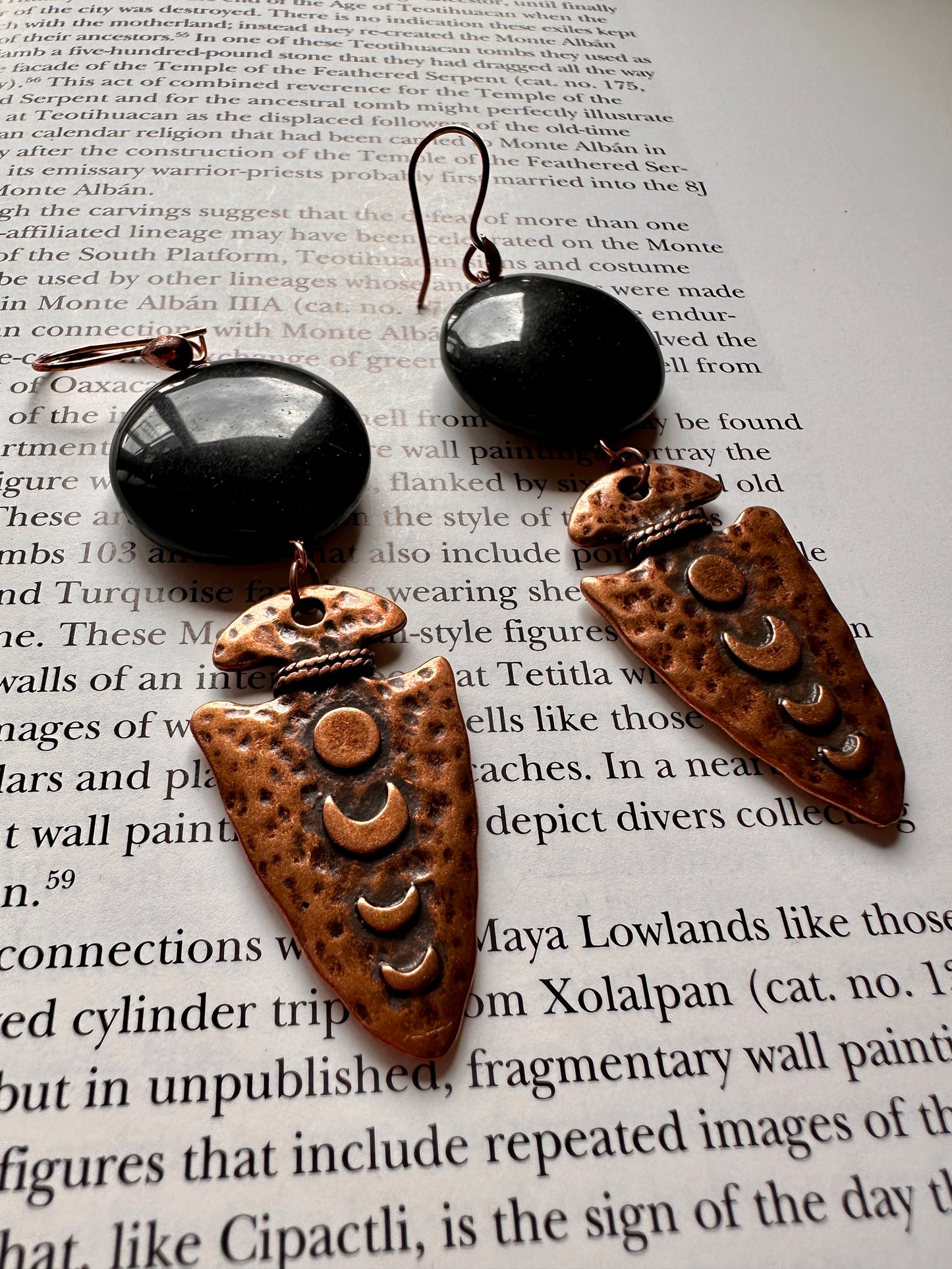 Obsidian arrowhead Earrings no.1