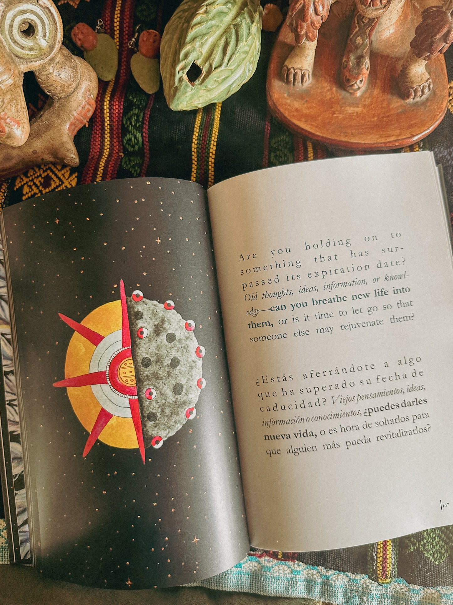 Oráculo Tlahtolli firmado: adivinaciones para la noche y el día | Libro